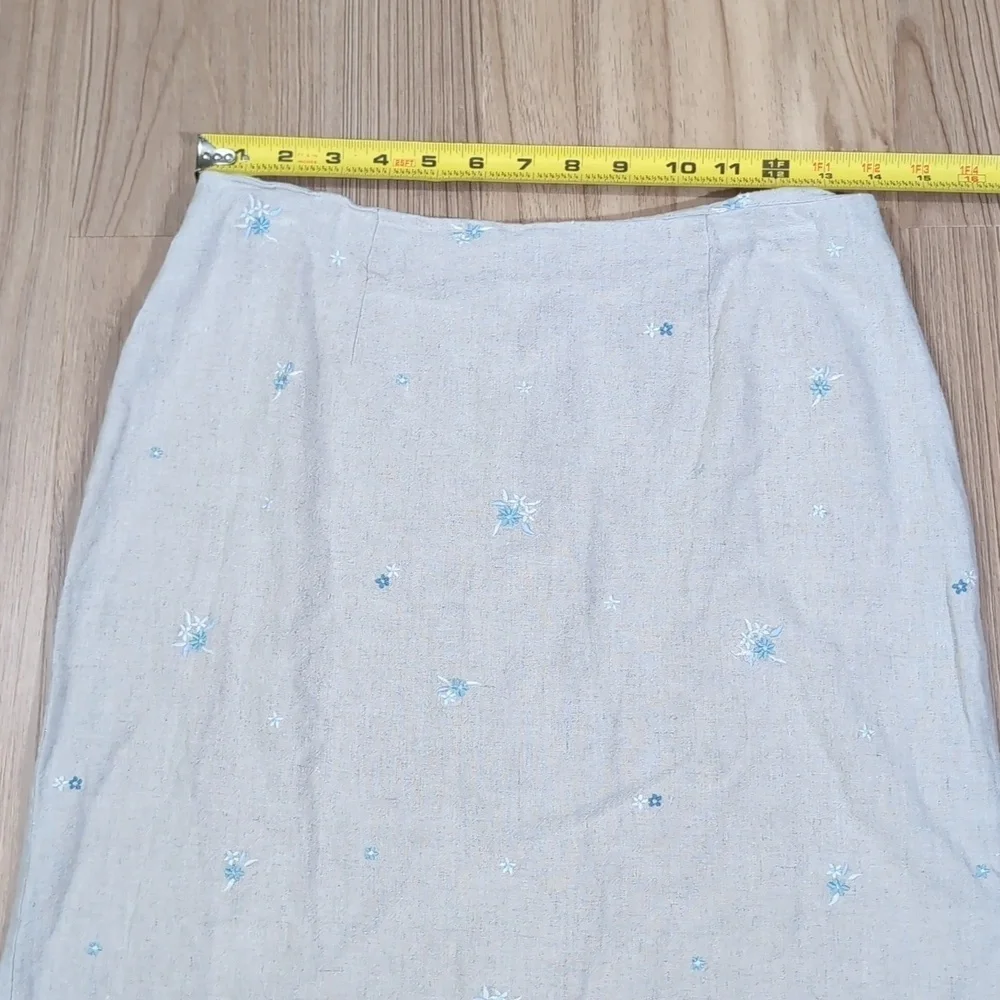 Van Heusen Embroidered Flowers Linen Midi Pencil Skirt